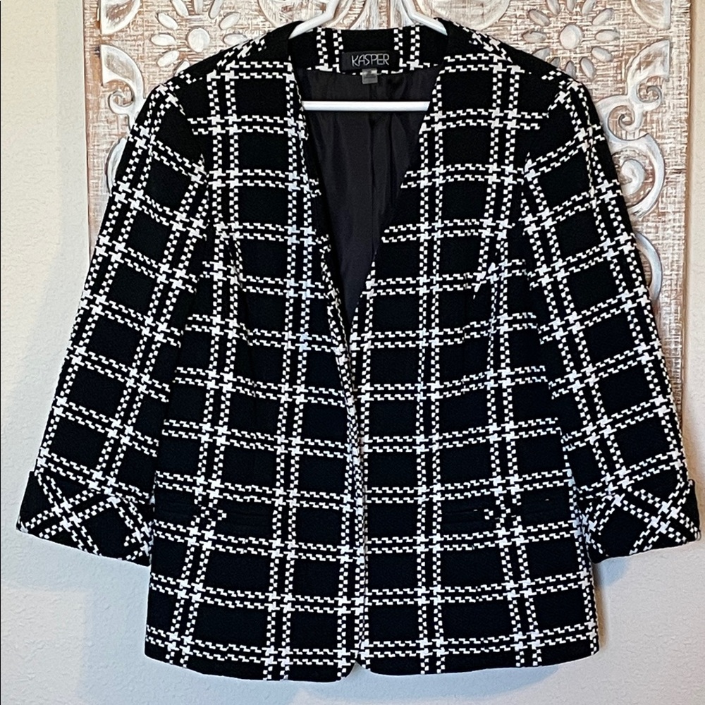 Kasper Women's Black and White Plaid Blazer